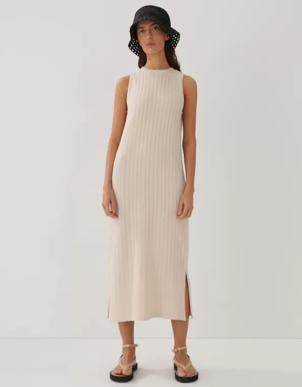 strickkleid_qopi_aus_nachhaltigem_viskose_mix_5.webp Strickkleid Qopi Aus Nachhaltigem Viskose Mix>SOMEDAY Cheap